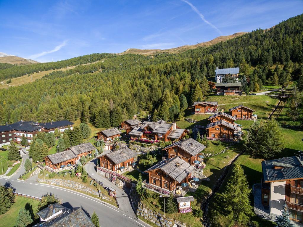 Park Chalet Village Livigno Exterior foto